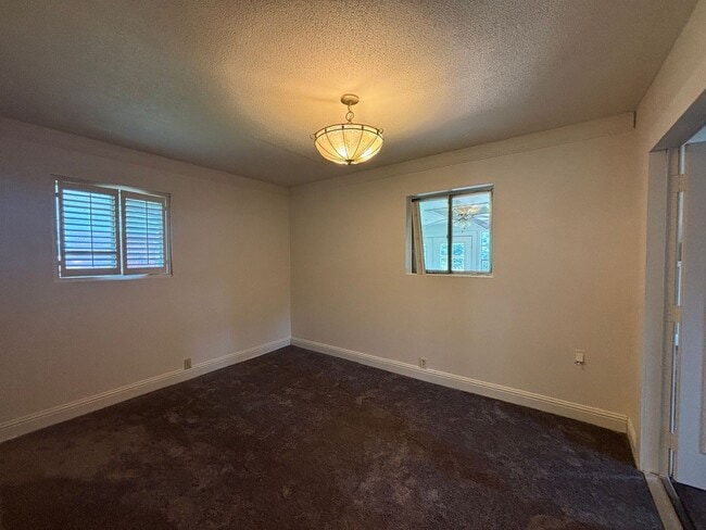 2219 S Park St in Sapulpa, OK - Foto de edificio - Building Photo