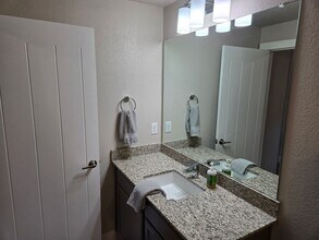 8652 E 47th Ave in Denver, CO - Building Photo - Building Photo