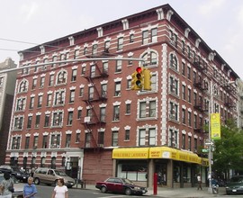 2224 Amsterdam Ave in New York, NY - Building Photo - Building Photo