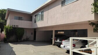 1845 S Barrington Ave, Unit 2 in Los Angeles, CA - Building Photo