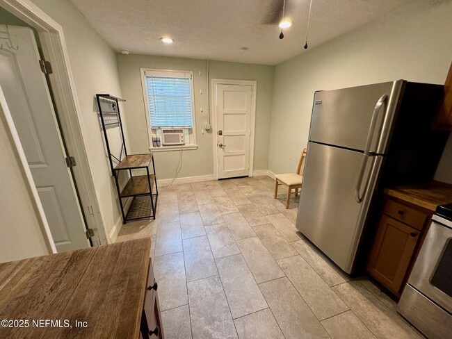 4415 St Johns Ave in Jacksonville, FL - Building Photo - Building Photo