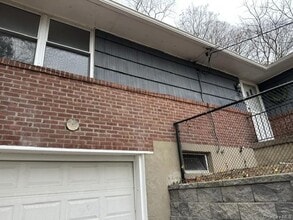 35 Dickinson Ave in Nyack, NY - Building Photo - Building Photo