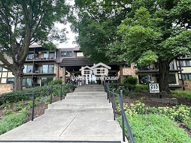 property at 215 Barry Ave