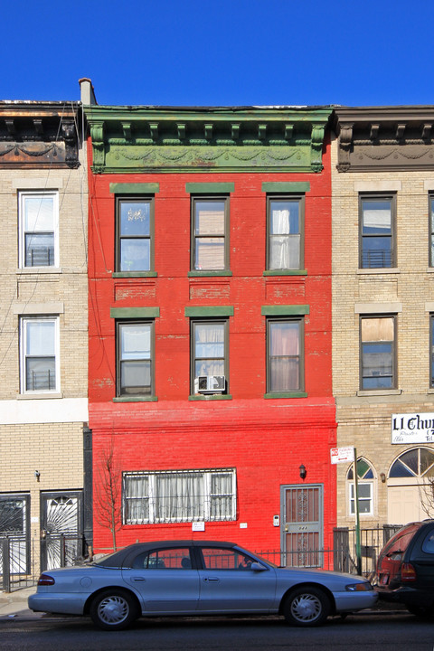 84A Rogers Ave in Brooklyn, NY - Building Photo