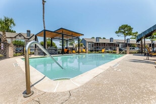 The Gibson in Houston, TX - Building Photo