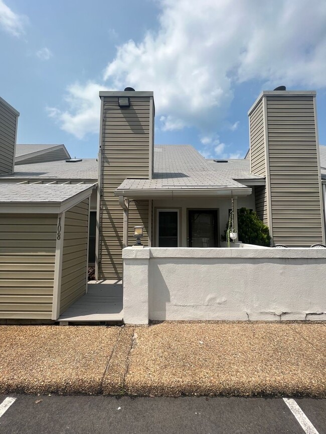 property at 8576 Chesapeake Blvd