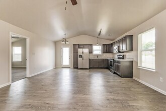 2525 Guildhall Ln in Lexington, KY - Building Photo - Building Photo