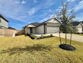 40962 Seasoned Oak Ln in Magnolia, TX - Building Photo - Building Photo