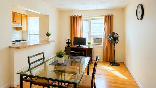 61 Broadway, Unit 1 in Paterson, NJ - Building Photo - Building Photo