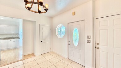 32555 Mesa Lilac Rd in Escondido, CA - Building Photo - Building Photo