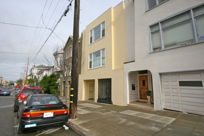 3032-3034 Steiner St in San Francisco, CA - Building Photo - Building Photo