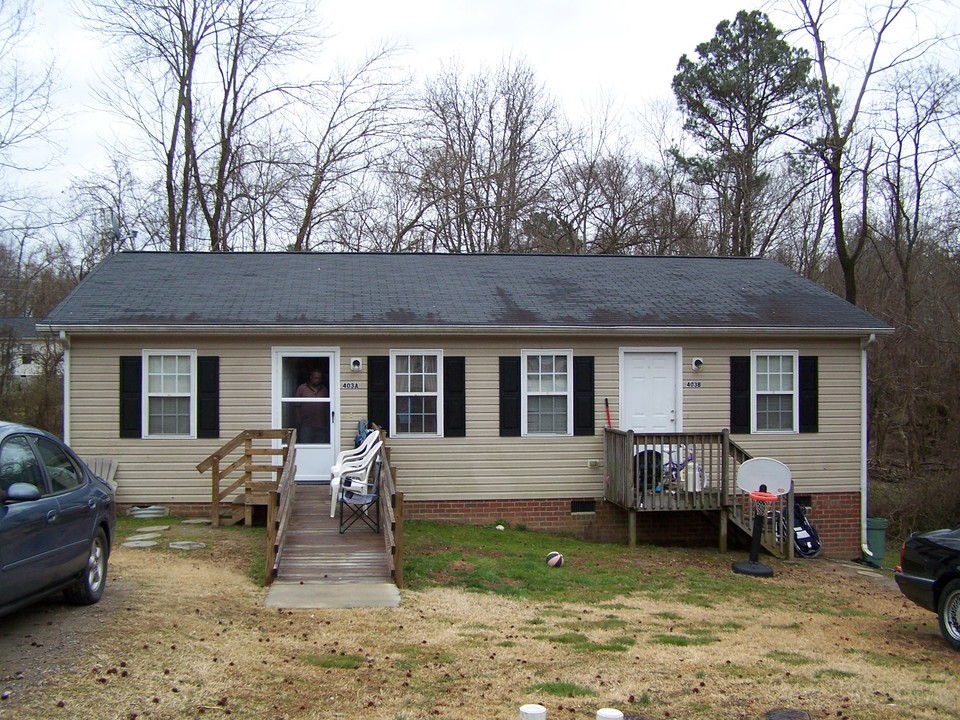 403 Fourth St in Oxford, NC - Building Photo