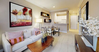Tuscany Court Apartments in Houston, TX - Building Photo - Building Photo