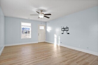 112 Bob White Trail in Oak Grove, KY - Building Photo - Building Photo