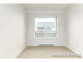 15738-285 85 Ave in Surrey, BC - Building Photo - Building Photo
