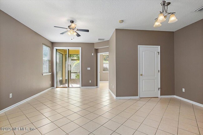 6186 Bartram Village Dr in Jacksonville, FL - Building Photo - Building Photo