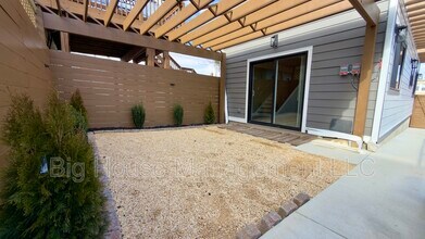 247 Farragut St NW in Washington, DC - Building Photo - Building Photo