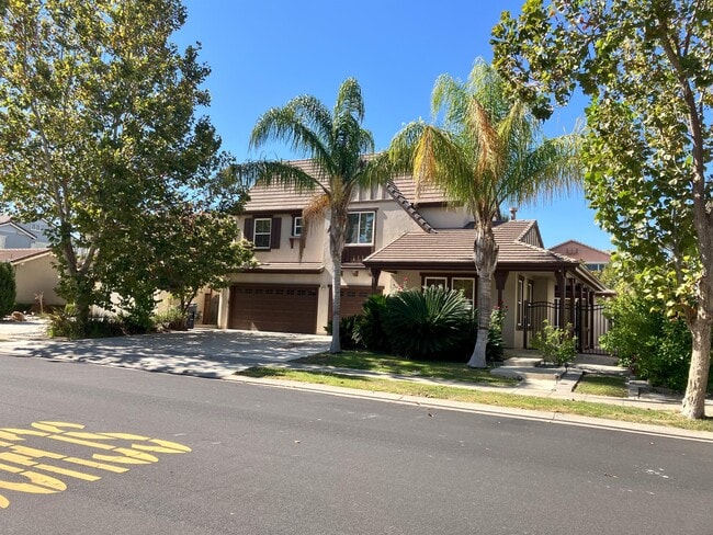 property at 807 Traditions St