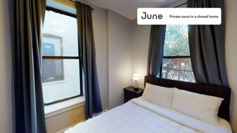 Room in Shared 3 bed/1 bath home in New York, NY - Building Photo