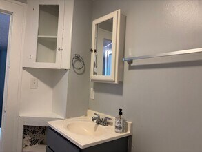 1325 W Mt Vernon St in Springfield, MO - Building Photo - Building Photo