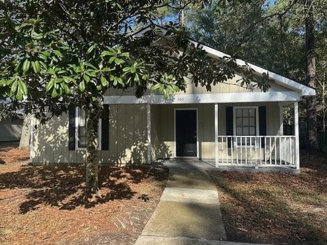 property at 165 Walnut St