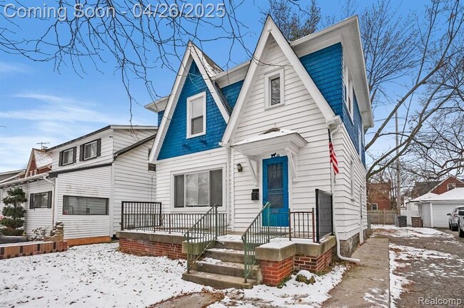 151 N Genesee Ave in Pontiac, MI - Building Photo - Building Photo