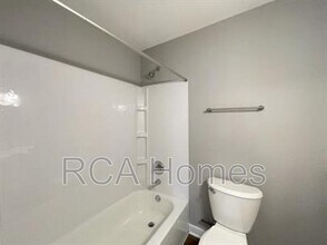 16 Iowa St in Indianapolis, IN - Building Photo - Building Photo
