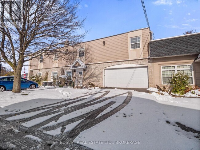 4444 Drummond Rd in Niagara Falls, ON - Building Photo - Building Photo