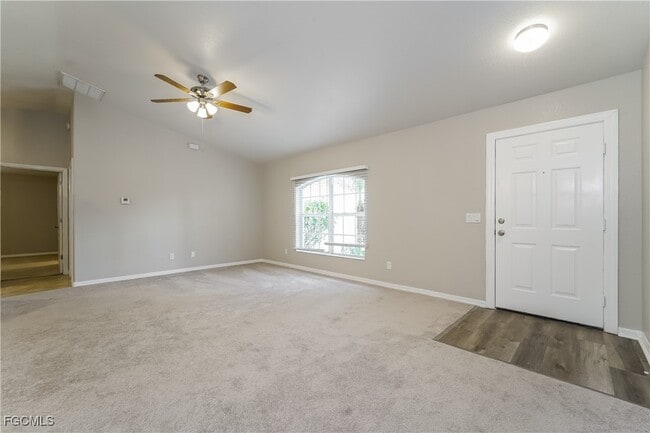 5068 Gailbreath Rd in North Port, FL - Building Photo - Building Photo