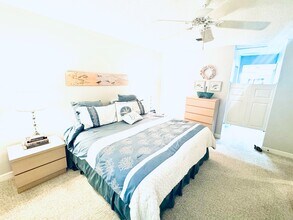 854 Bird Bay Way in Venice, FL - Foto de edificio - Building Photo