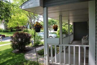 7618 Westchester Dr in Middleton, WI - Building Photo - Building Photo