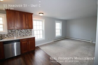 55 Hanover St, Unit Unit C in Portsmouth, NH - Building Photo - Building Photo