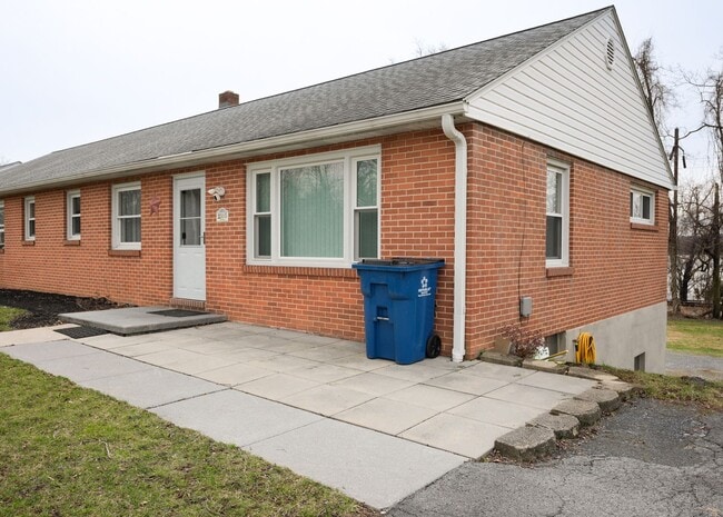 2305 River Rd in Middletown, PA - Building Photo - Building Photo