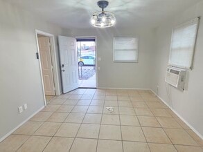 141 E Ash Ave in Casa Grande, AZ - Foto de edificio - Building Photo
