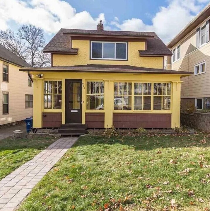 625 N 16th Ave E in Duluth, MN - Building Photo