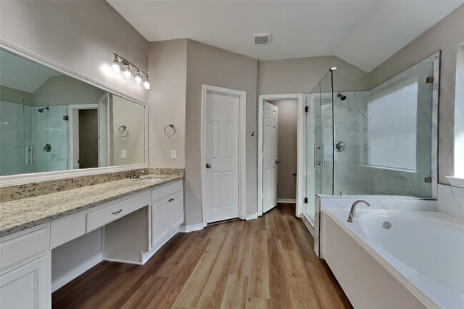 property at 3618 Avalon Spring Ln