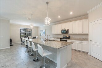 2079 Vermont Ln in Naples, FL - Building Photo - Building Photo