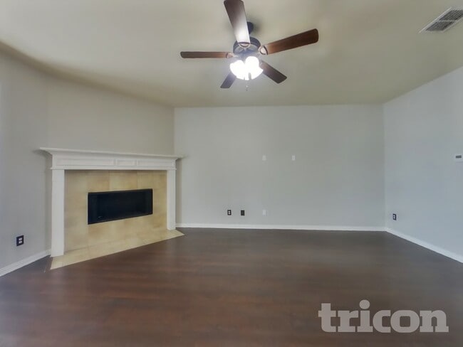 3920 Long Hollow Rd in Roanoke, TX - Building Photo - Building Photo