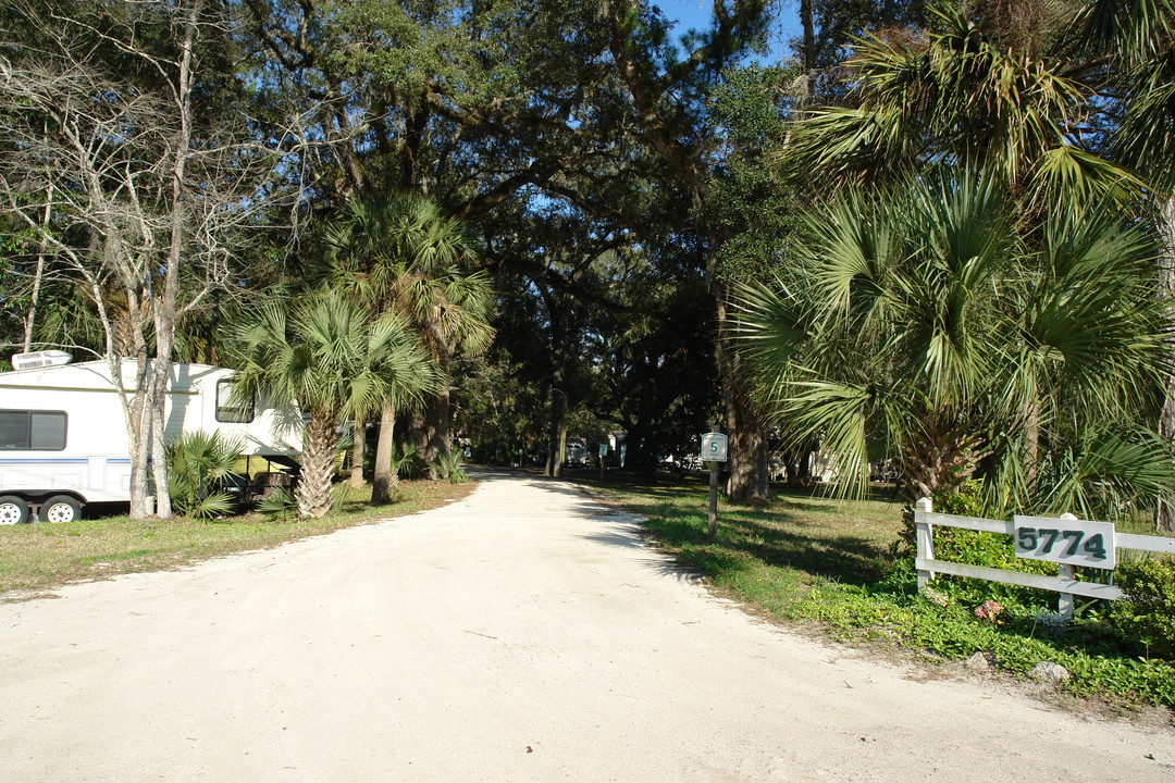 5774 Us-1 in St. Augustine, FL - Building Photo