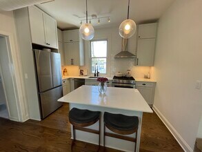 1514 N Maplewood Ave, Unit 2 in Chicago, IL - Building Photo - Building Photo