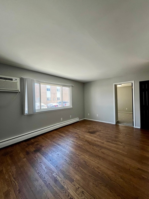 750 Harrison Blvd in Lincoln Park, MI - Foto de edificio - Building Photo