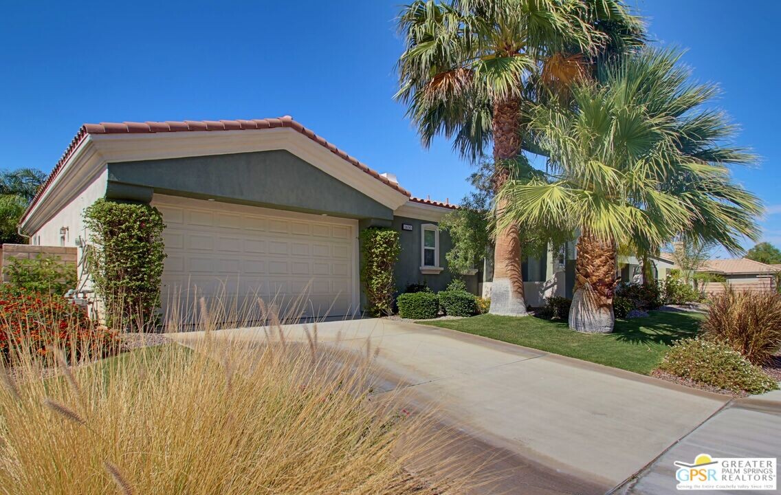 1450 Amelia Way in Palm Springs, CA - Building Photo