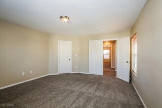 25 W Focal Point Ave in North Las Vegas, NV - Building Photo - Building Photo