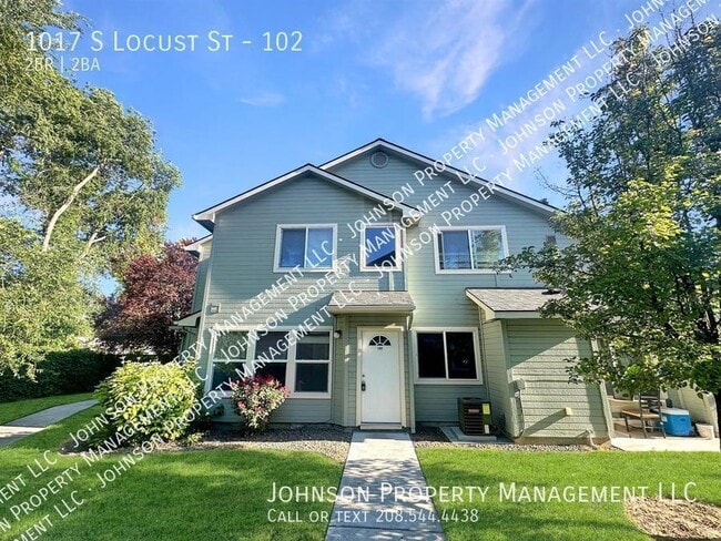 property at 1017 S Locust St