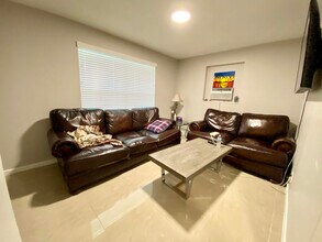 505 N J St-Unit -3 in Lake Worth, FL - Building Photo - Building Photo