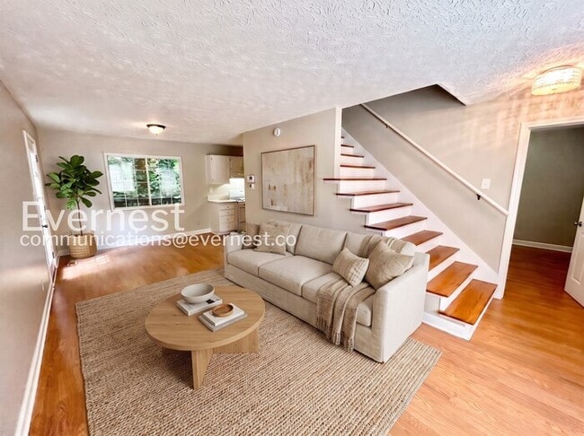 property at 2771 Skyland Dr NE