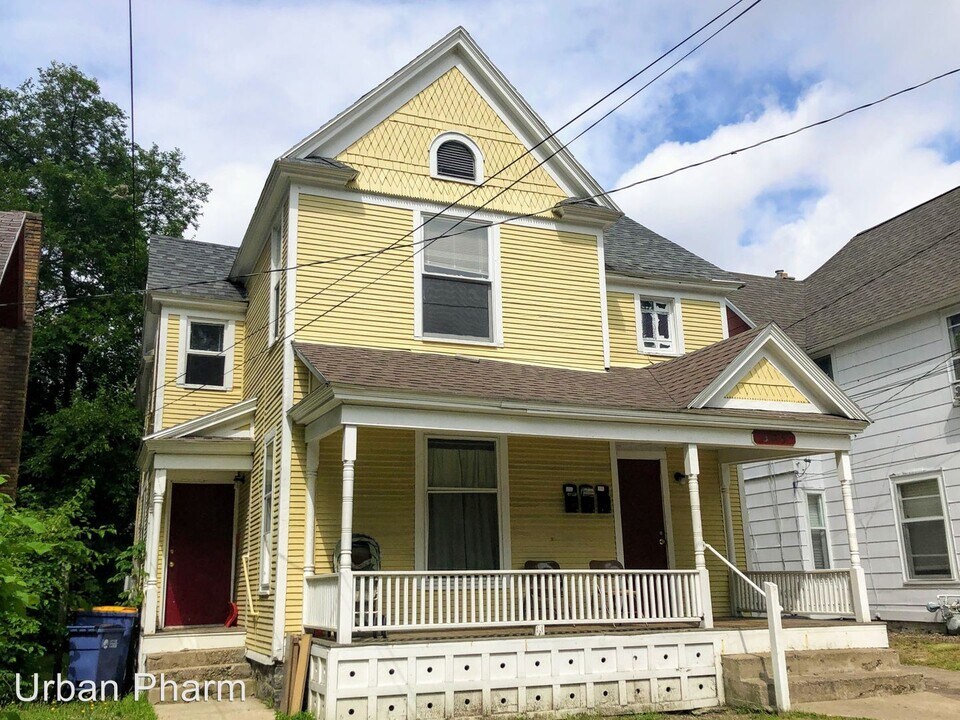 309 Eastern Ave SE in Grand Rapids, MI - Building Photo