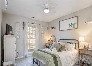 110 Hawks Nest Dr in Fletcher, NC - Building Photo - Building Photo