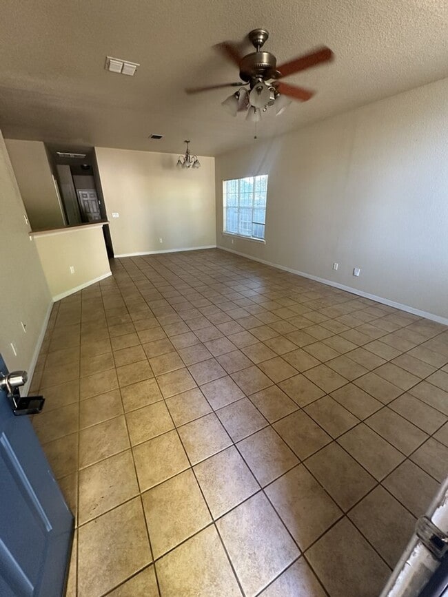 1415 French St in Belton, TX - Building Photo - Building Photo