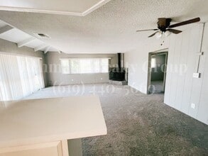 1942 S Broadway in Escondido, CA - Building Photo - Building Photo